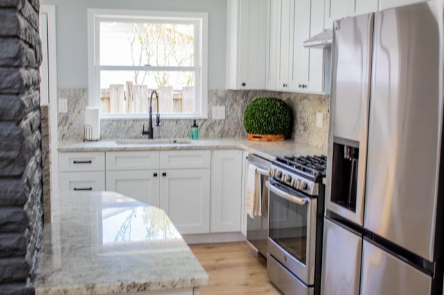 2413 Edgevale Road, Columbus, OH 43221