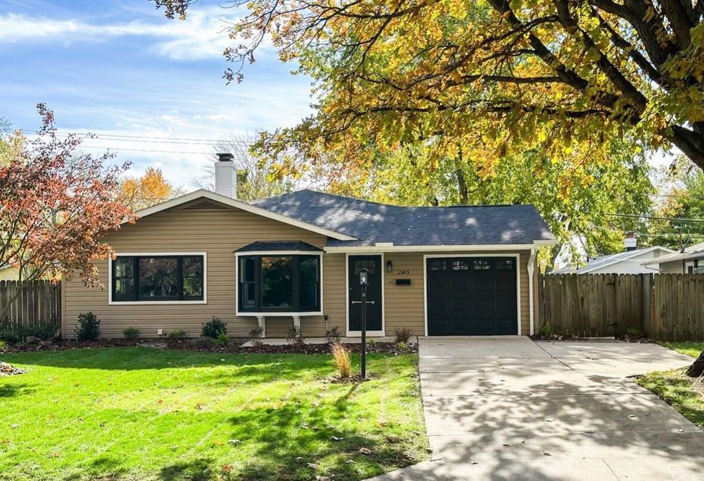 2413 Edgevale Road, Columbus, OH 43221