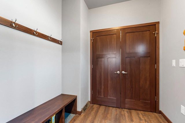 900 S GREENWOOD AVENUE, Green Bay, WI 54304