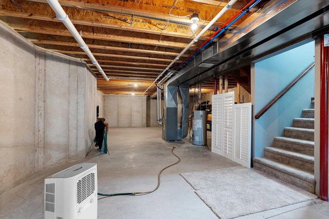 900 S GREENWOOD AVENUE, Green Bay, WI 54304