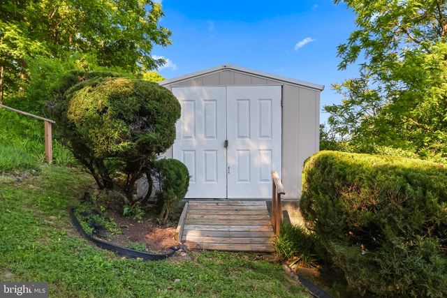 721 WISTAR ST, Bethlehem, PA 18015
