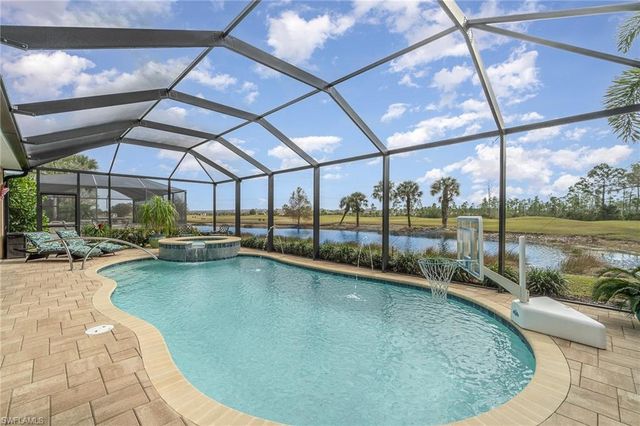 3200 Magnolia Landing LN, North Fort Myers, FL 33917