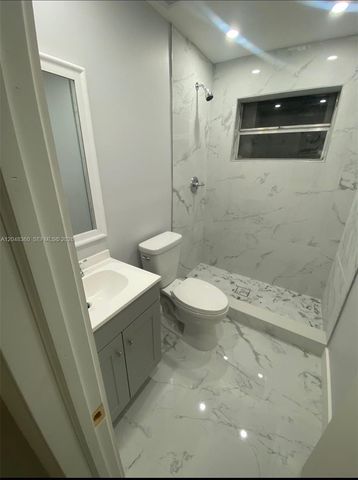 25512 SW 107th Ave 2, Homestead, FL 33032