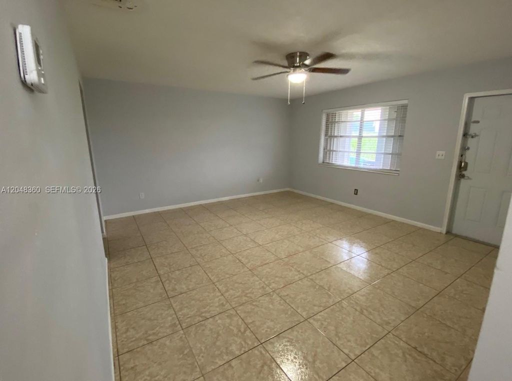 25512 SW 107th Ave 2, Homestead, FL 33032