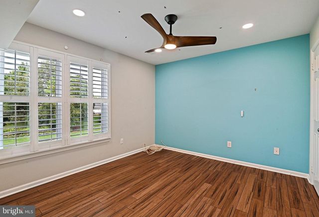 3504 NODDING PINE CT, Fairfax, VA 22033