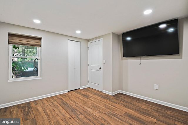 3504 NODDING PINE CT, Fairfax, VA 22033