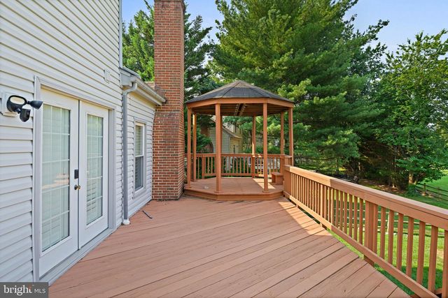 3504 NODDING PINE CT, Fairfax, VA 22033