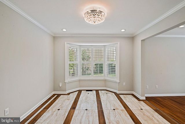 3504 NODDING PINE CT, Fairfax, VA 22033