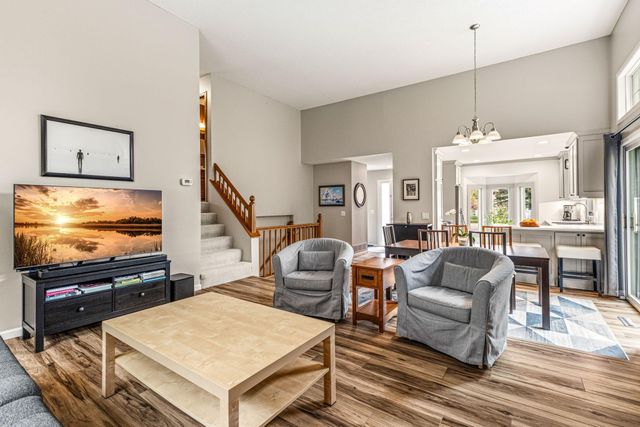 4711 Covington Circle, Eagan, MN 55122