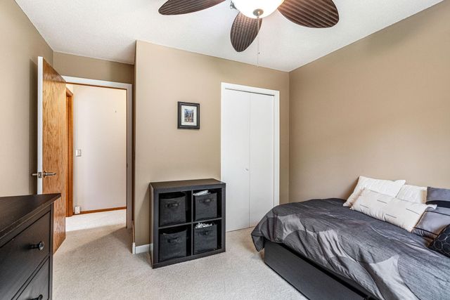 4711 Covington Circle, Eagan, MN 55122
