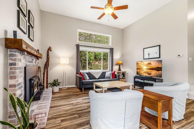 4711 Covington Circle, Eagan, MN 55122