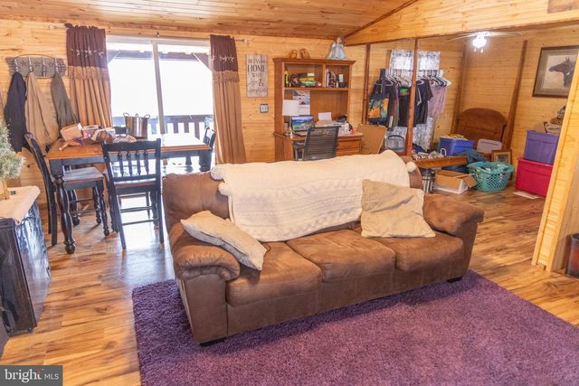 5344 BACK VALLEY RD, Lindside, WV 24951