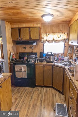 5344 BACK VALLEY RD, Lindside, WV 24951