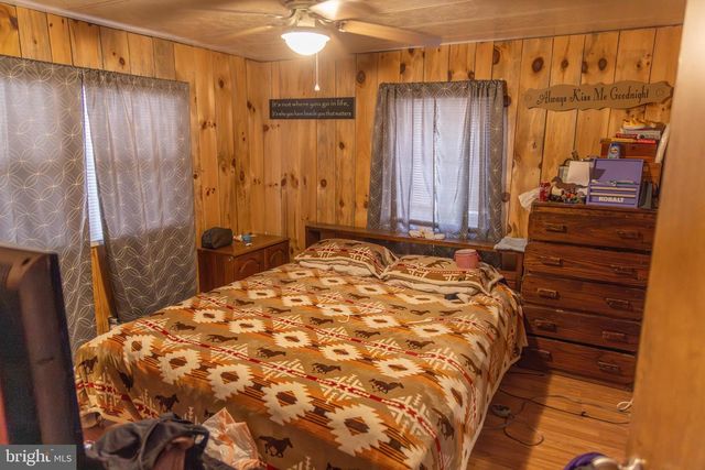 5344 BACK VALLEY RD, Lindside, WV 24951