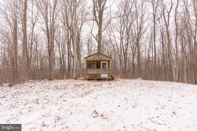 5344 BACK VALLEY RD, Lindside, WV 24951