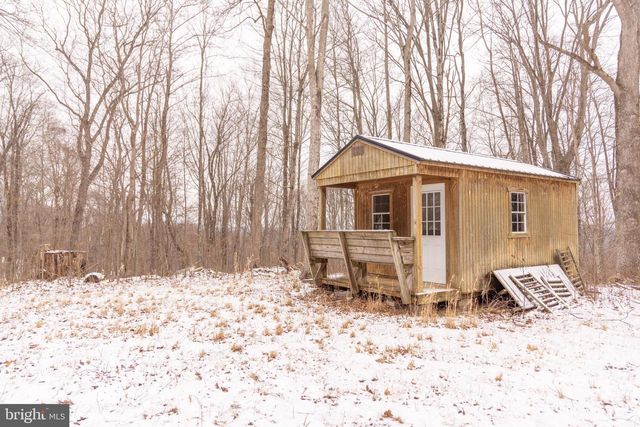 5344 BACK VALLEY RD, Lindside, WV 24951