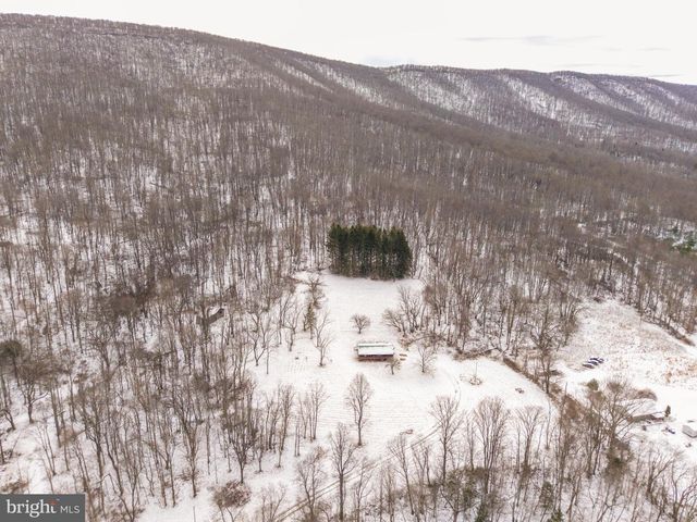 5344 BACK VALLEY RD, Lindside, WV 24951