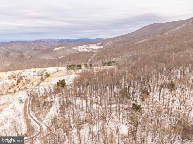 5344 BACK VALLEY RD, Lindside, WV 24951