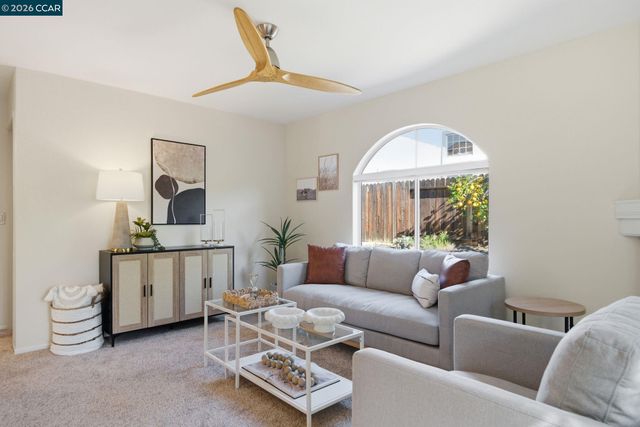 2400 Merion Ct, Fairfield, CA 94534