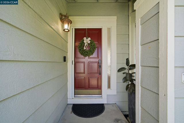 2400 Merion Ct, Fairfield, CA 94534