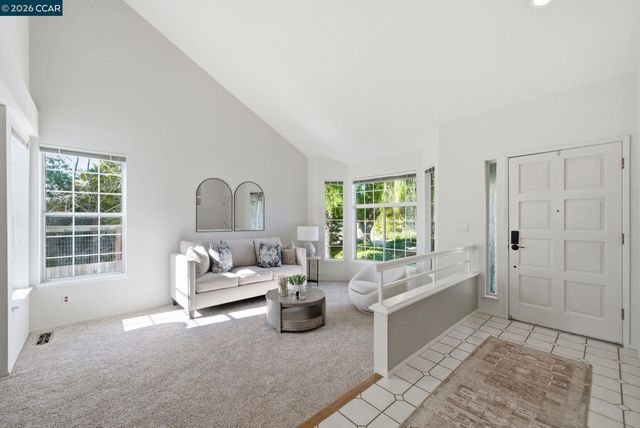 2400 Merion Ct, Fairfield, CA 94534