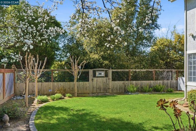 2400 Merion Ct, Fairfield, CA 94534