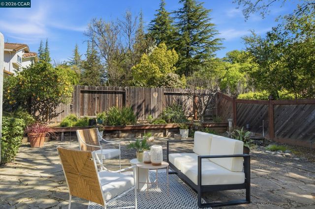 2400 Merion Ct, Fairfield, CA 94534