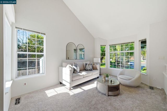 2400 Merion Ct, Fairfield, CA 94534