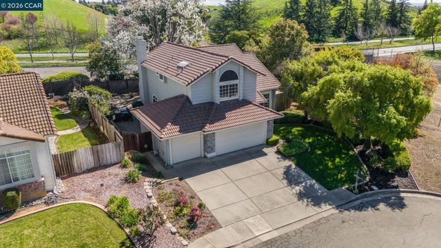 2400 Merion Ct, Fairfield, CA 94534