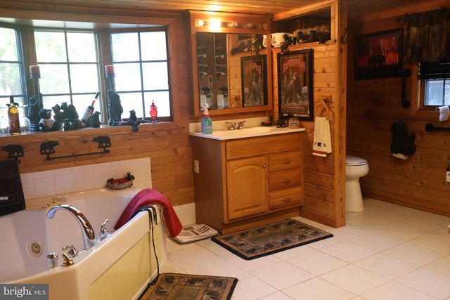 162 MULLER RD, Elmer, NJ 08318