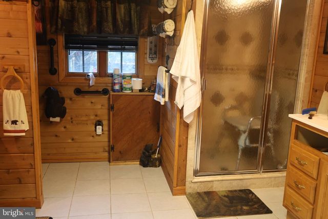 162 MULLER RD, Elmer, NJ 08318