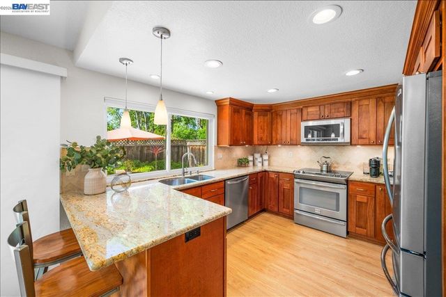 4805 Knox Gate Ct, Pleasanton, CA 94566