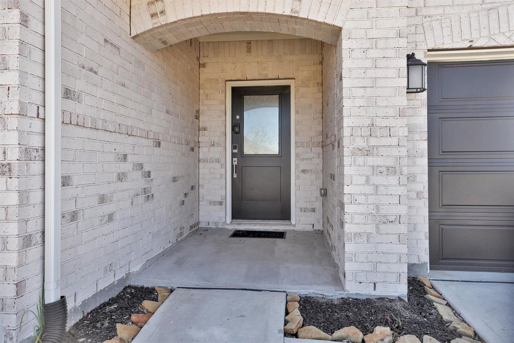 Image 3 of property listing at 2127 Heather Ridge Way, Rosenberg, TX 77471