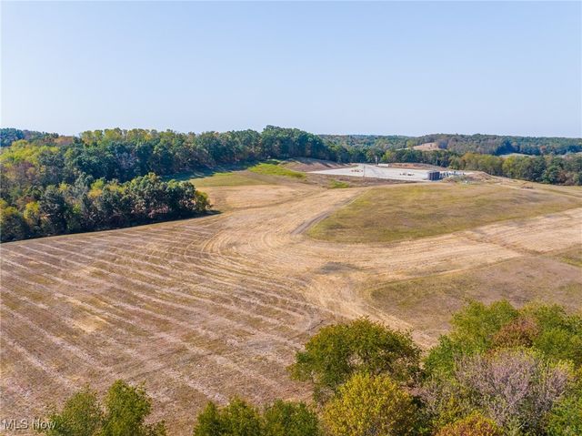 7030 Halo Road NW, Dellroy, OH 44620