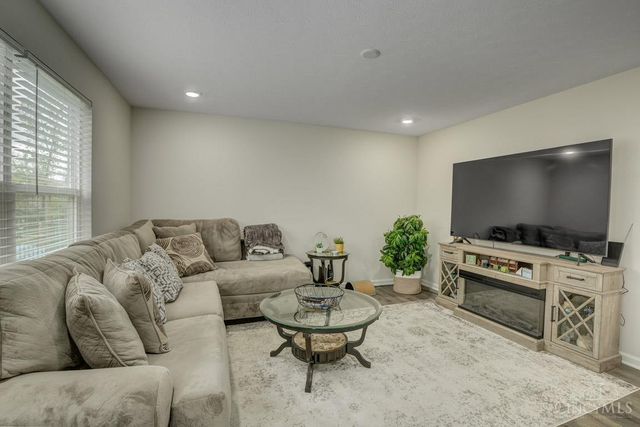 111 River Heights Drive, New Richmond, OH 45157