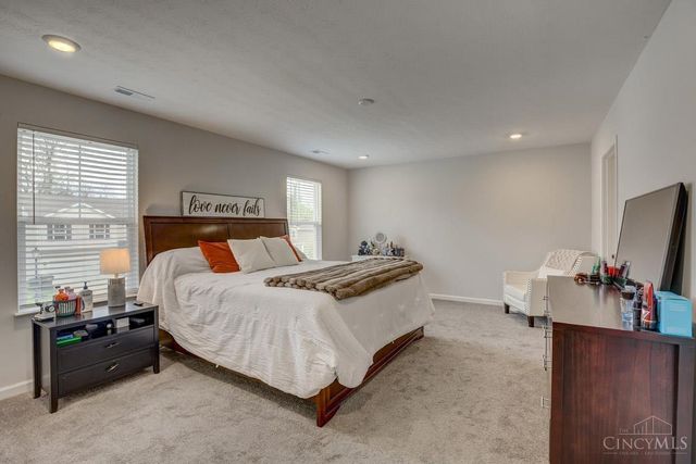111 River Heights Drive, New Richmond, OH 45157