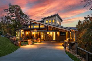 142 Sequoyah Ridge, Blue Ridge, GA 30513