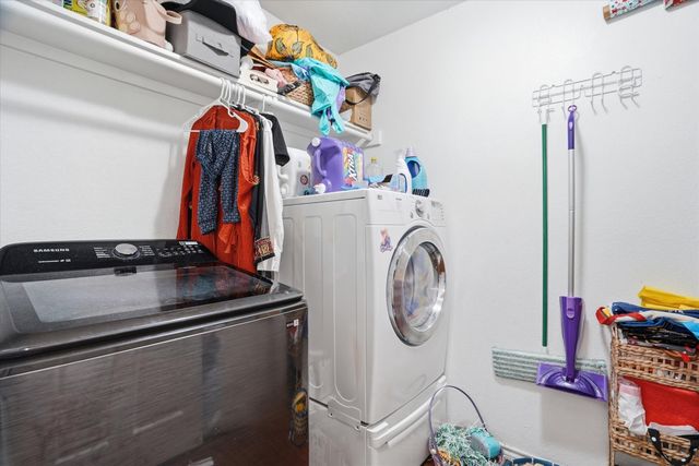 1812 Village Park Trail, Burleson, TX 76028