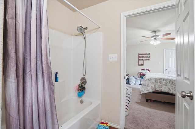 1812 Village Park Trail, Burleson, TX 76028