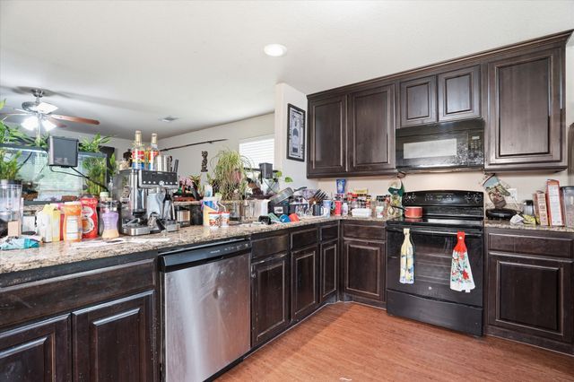 1812 Village Park Trail, Burleson, TX 76028