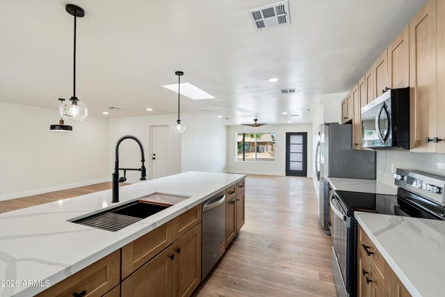 1717 E CAMPUS Drive, Tempe, AZ 85282