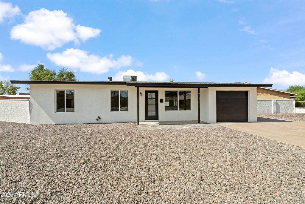 1717 E CAMPUS Drive, Tempe, AZ 85282