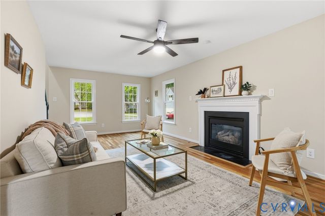 12324 Creek Mill Pl, Glen Allen, VA 23059