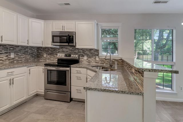 709 Black Oak Boulevard, Summerville, SC 29485