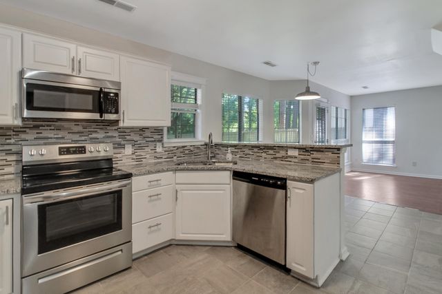 709 Black Oak Boulevard, Summerville, SC 29485