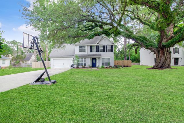 709 Black Oak Boulevard, Summerville, SC 29485