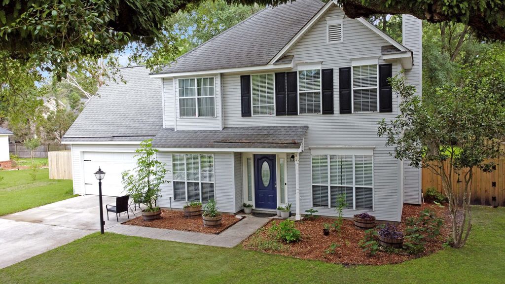 709 Black Oak Boulevard, Summerville, SC 29485