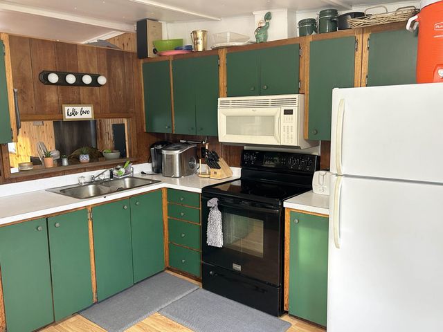 32360 215th Lane A27, Isle, MN 56342