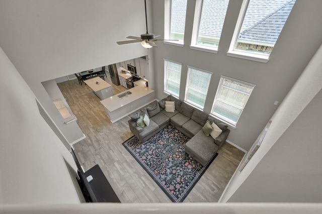 360 Rise Lane, Montgomery, TX 77316