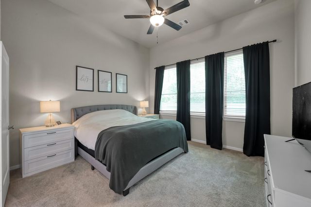 360 Rise Lane, Montgomery, TX 77316